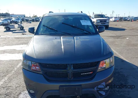 2019 Dodge Journey Se из США, поврежденный, VIN 3C4PDCBB3KT756222